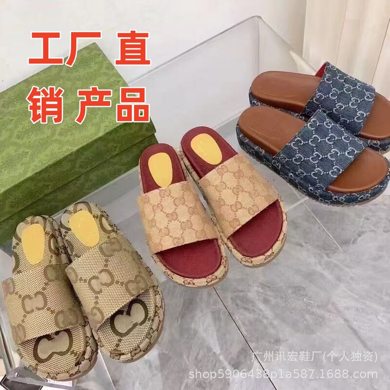 In-Stock g Brand Embroidered Thick-Soled Slippers for Women 2025 New Model Cross-Border Platform Height-Increasing Outdoor Wear Couple's Large Size In-Stock g Brand Embroidered Thick-Soled Slippers for Women 2025 New Model Cross-Border Platform Height-Increasing Outdoor Wear Couple's Large Size