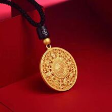 沙金饰品八宝罗盘吊坠轻奢高级感镂空吉祥八宝招财纳福项坠批发