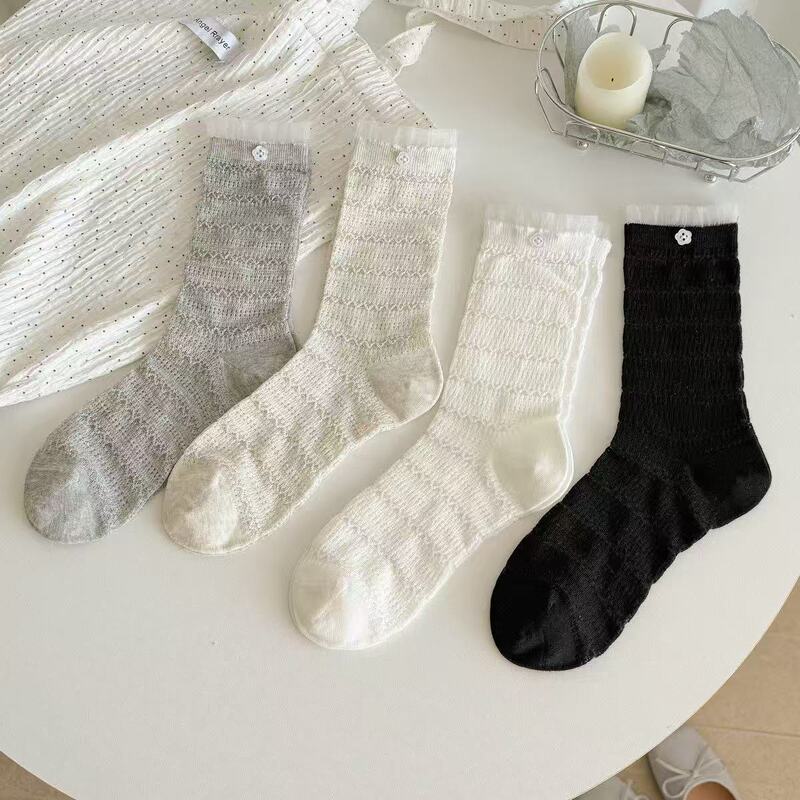 Gentle lace socks with a ruched texture, sweet seamless cotton socks, versatile and breathable, with mesh edges, stacked socks, mid-calf socks Gentle lace socks with a ruched texture, sweet seamless cotton socks, versatile and breathable, with mesh edges, stacked socks, mid-calf socks