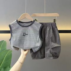男の子夏服セット2025新作子供カジュアルベストベビーかっこいい服クールな夏のツーピースセット