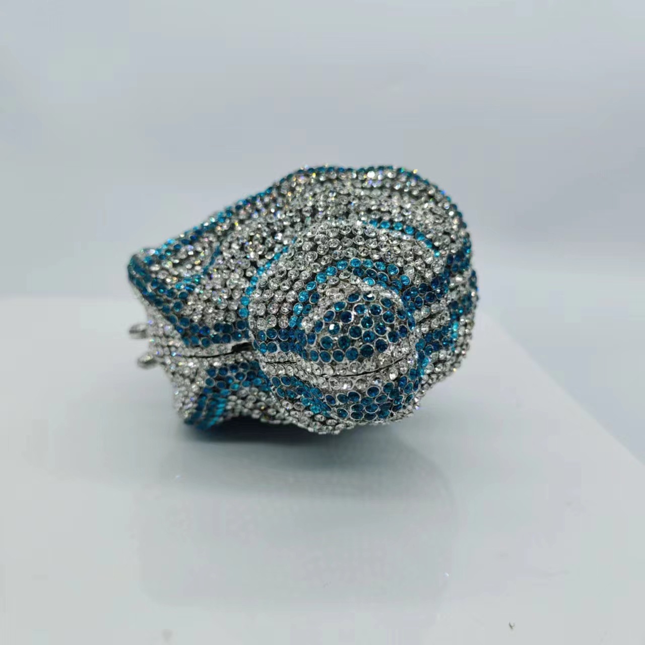 Metal Conch Rhinestone Evening Bags display picture 10