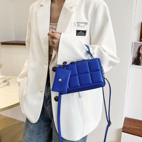 Popular Fashion Checkered Shoulder Bag Women's Texture Embossed Parent-and-Child Bag Stylish Versatile Crossbody and Single-Shoulder Bag