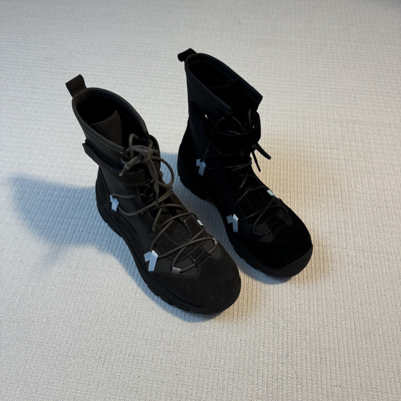 Color-Blocked Lace-Up Ballet-Style Short Boots with Round Toe, Soft Thick Sole, Versatile and Fashionable Hiking Shoes, Slim-Fit Short Boots
