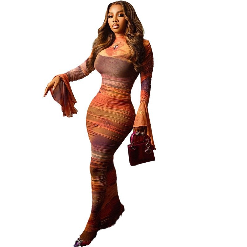 Otoño e invierno nuevo estilo transfronterizo de moda femenina europea y americana color de contraste cuello medio alto cuerno manga larga sexy bolso plisado vestido de cadera image 6