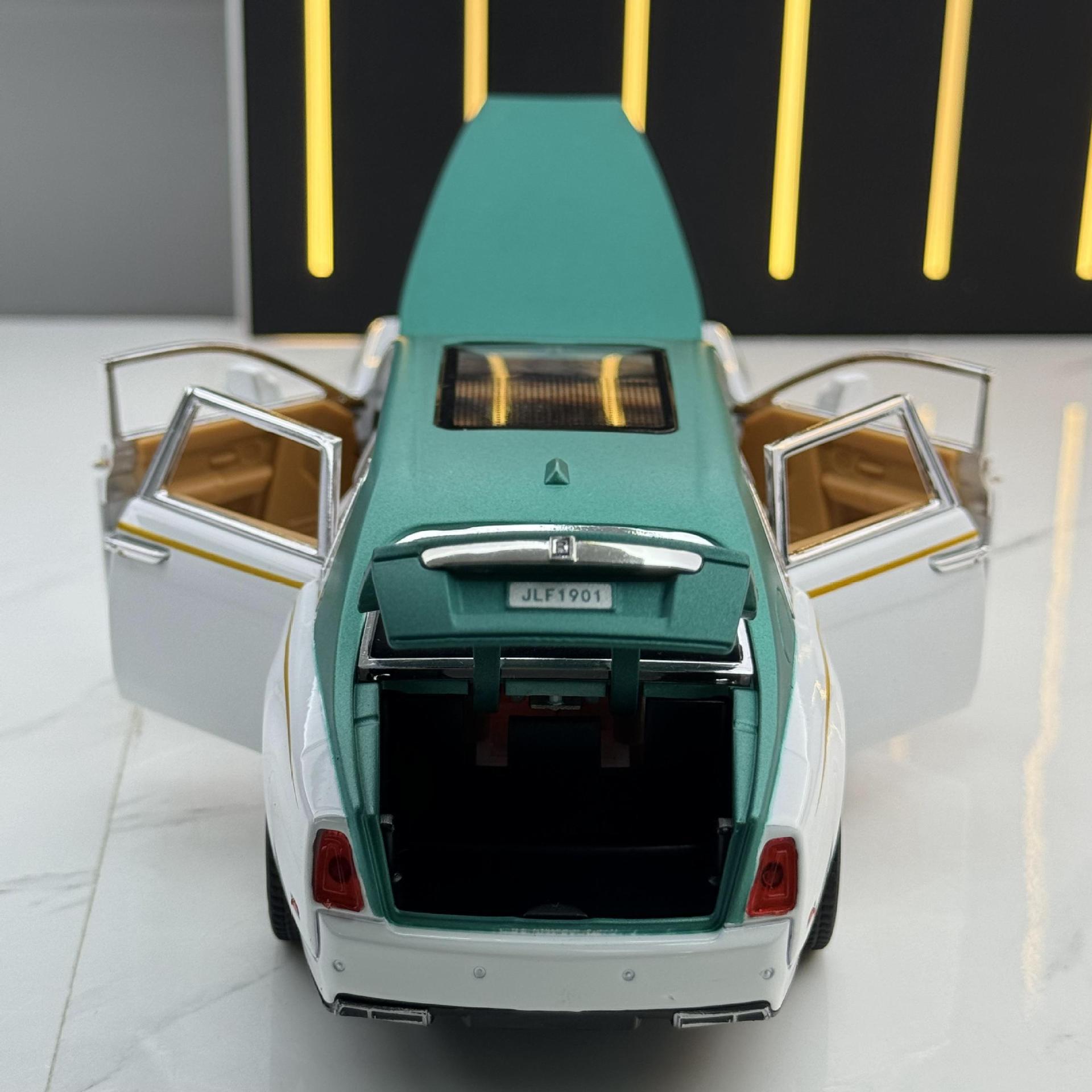 Weili simulación modelo de coche de aleación 1:24 rollos Phantom tire hacia atrás con sonido y luz modelo de coche de juguete para niños colección de decoración