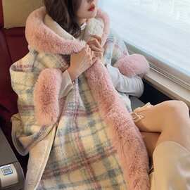 加厚毛领披肩斗篷粉色小香风外套女秋冬季中长款毛呢大衣新款