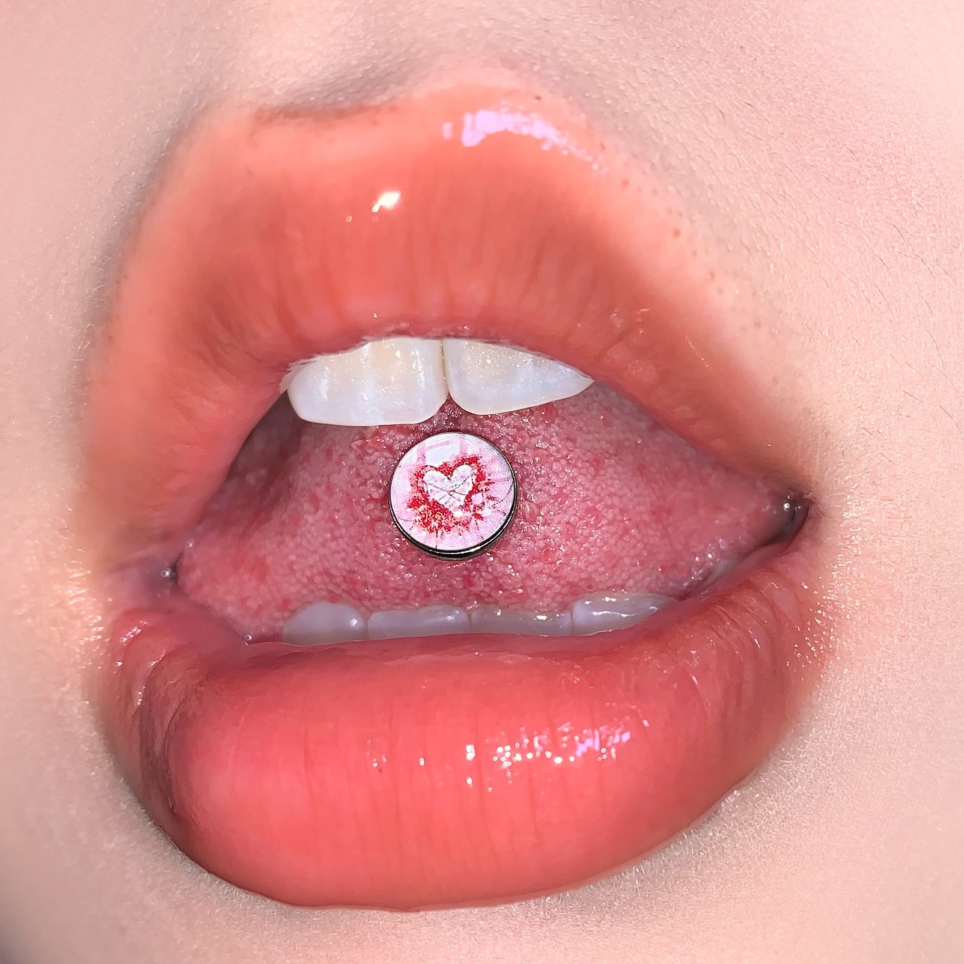 Pointed labret stud close-up product detail