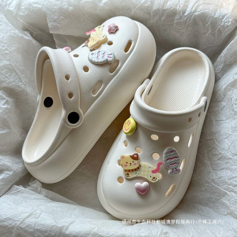 Women's thick-soled perforated sandals for outdoor wear, comfortable for summer, 2026 new model, beach height-increasing, non-slip women's summer sandals Women's thick-soled perforated sandals for outdoor wear, comfortable for summer, 2026 new model, beach height-increasing, non-slip women's summer sandals