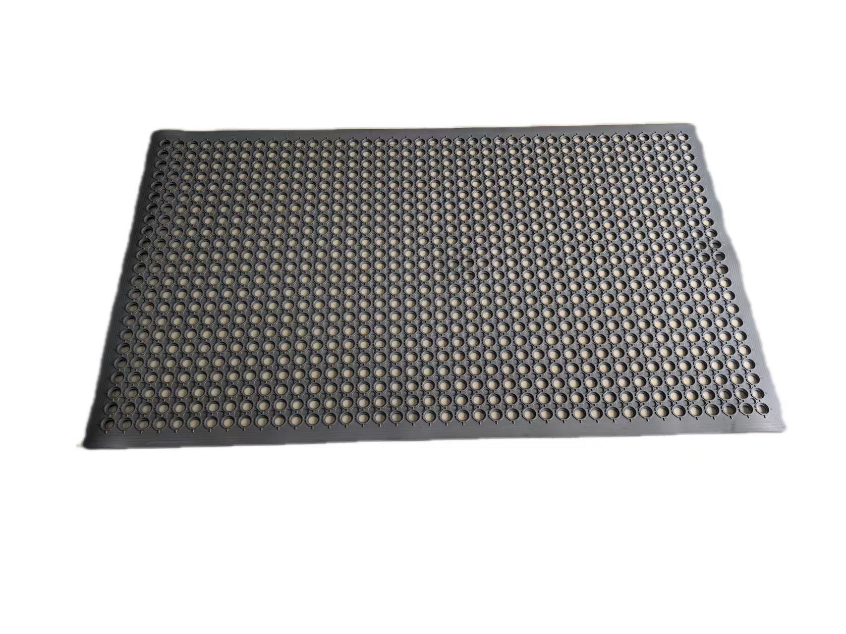 Kitchen oil-resistant and non-slip perforated drainage mat, workshop drainage perforated mat, rubber perforated mat for farms and ski resorts