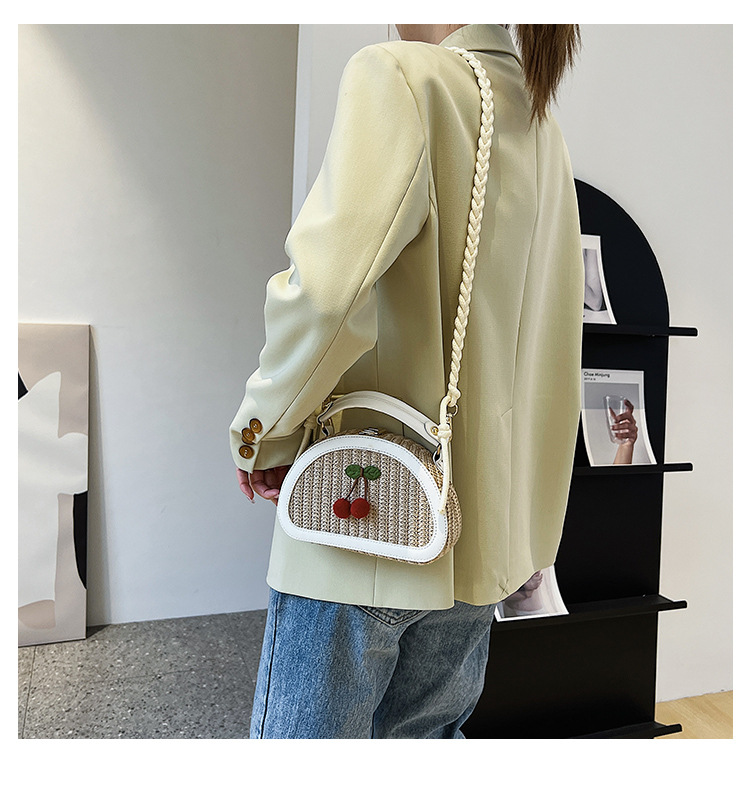 Women's Small Straw Color Block Cherry Streetwear Lock Clasp Handbag Crossbody Bag display picture 6