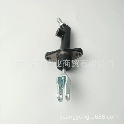 Ssangyong MB100 – Shuanglong Clutch master cylinder