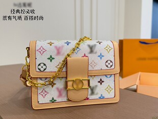 2026�¿�m lvŮ���μ�б�����������ذ�ُ�������ţ��carr��