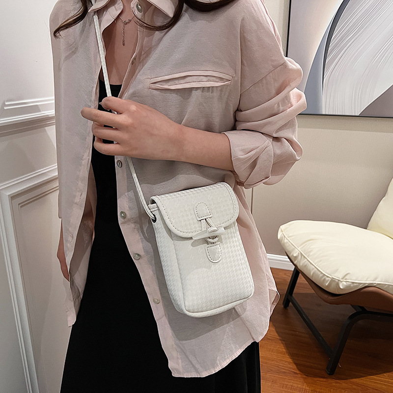 Mobil crossbody til kvinder 2024 nyt sans niche design alsidig afslappet og moderigtig enkelt skulder lille firkantet_voghion.com