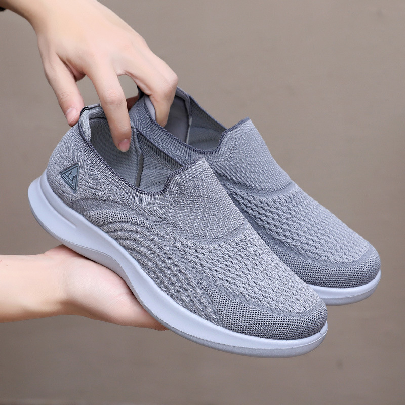 Shoes Men's Spring and Autumn New Slip-on Men's Shoes Casual Walking Shoes Soft Sole Dad Shoes Fashion Custom Sports Men's Shoes
