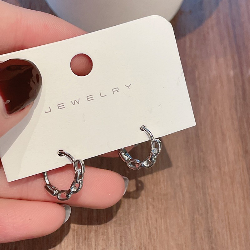 Ear studs 2021 new trendy niche simple High sense women's summer design temperament cold style men's earrings