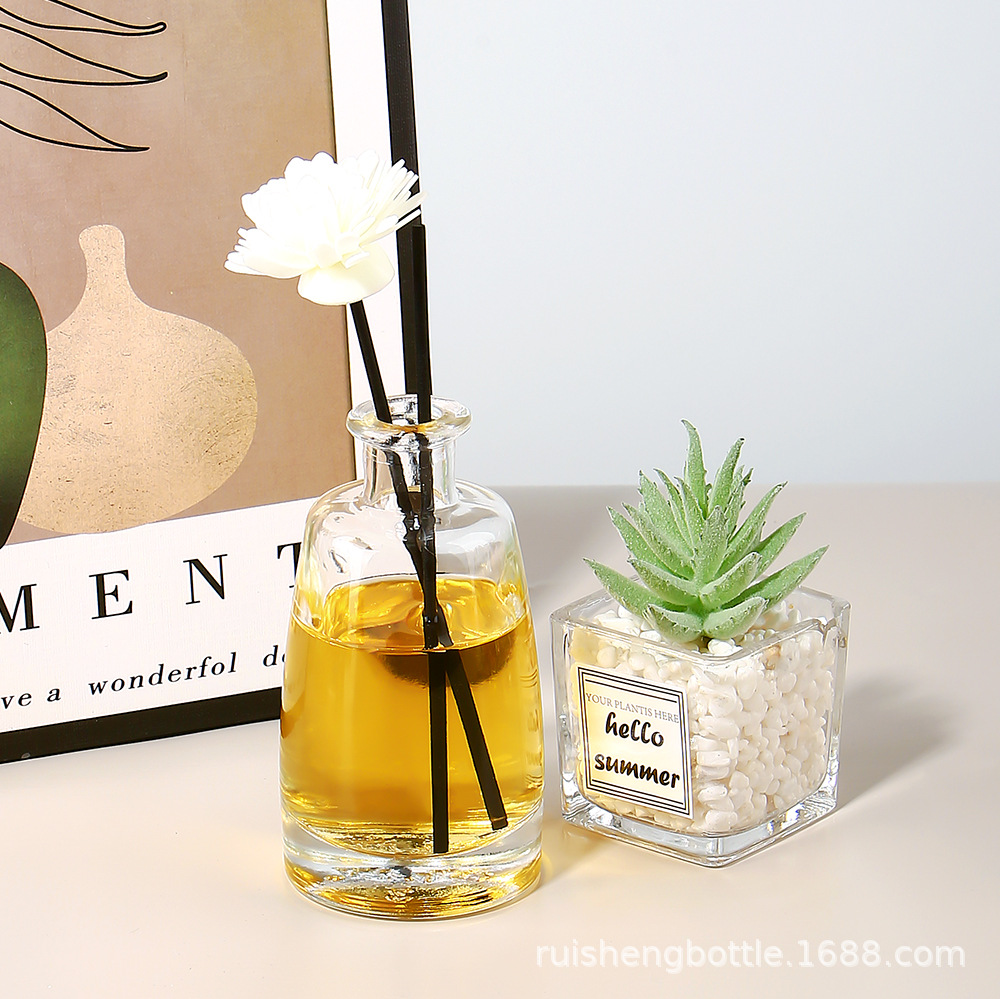 Round Aromatherapy Bottle Glass Fire-Free Rattan Fragrance Bottle 100ml Big Belly Matte Black Essential Oil Bottle Diffuser Bottle