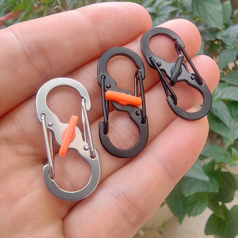 Factory Direct Supply with Lock 8-Character Buckle Anti-Theft S Buckle Anti-Shedding Metal Keychain Creative Small Gift Mini Quick-Release Buckle