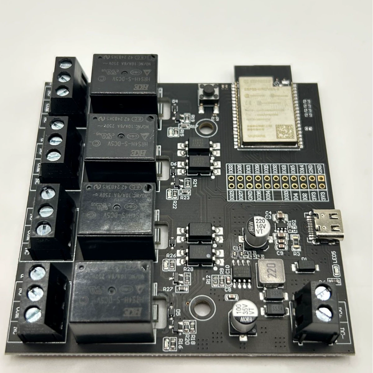 T-Relay ESP32 Четыре дорожки DC 5V реле Интернет реле реле