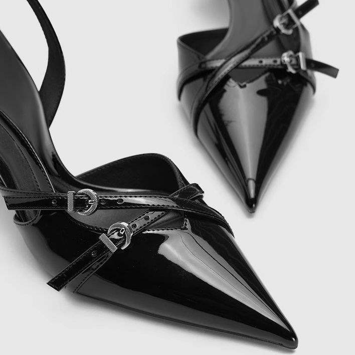 2025 Spring New Style Pointed Toe Kitten Heel Closed-Toe Sandals for Women, British Style High-Heeled Shoes with Single Strap