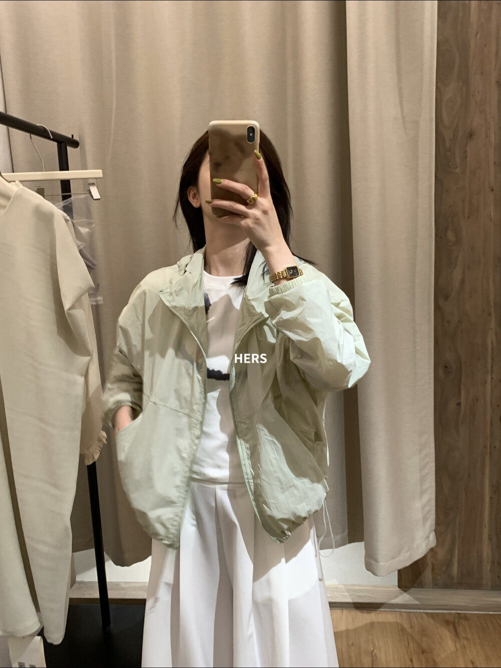 xanh lá cây