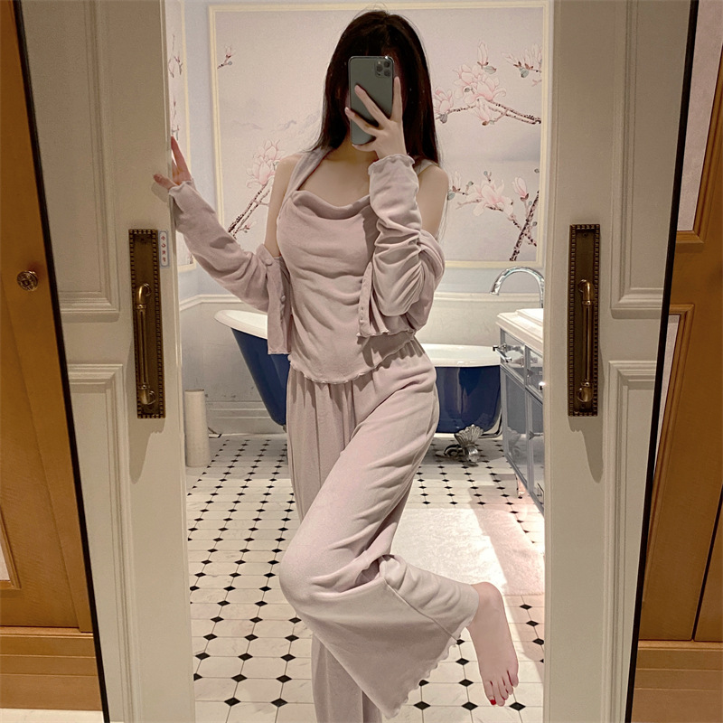 秋冬性感休閒千金風純慾海島絨睡衣女三件套純色帶胸墊吊帶家居服