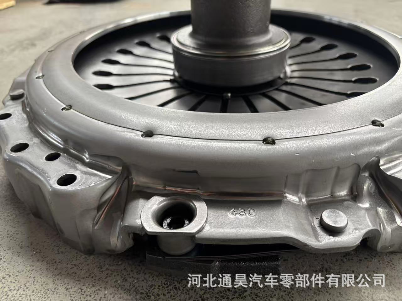 Heavy-duty truck clutch set 3400122801, truck clutch pressure plate and clutch disc assembly, heavy-duty truck parts