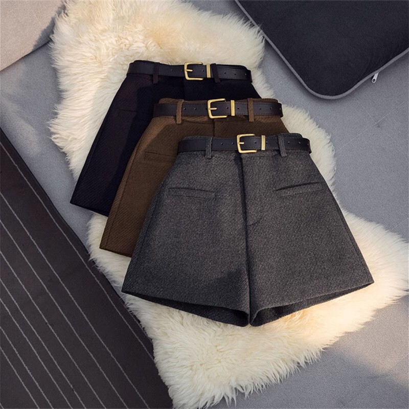 Woolen Shorts for Petite Women, Fall/Winter 2026, Gray High-Waisted Boot Shorts, Versatile, Slimming, A-Line Wide-Leg Pants