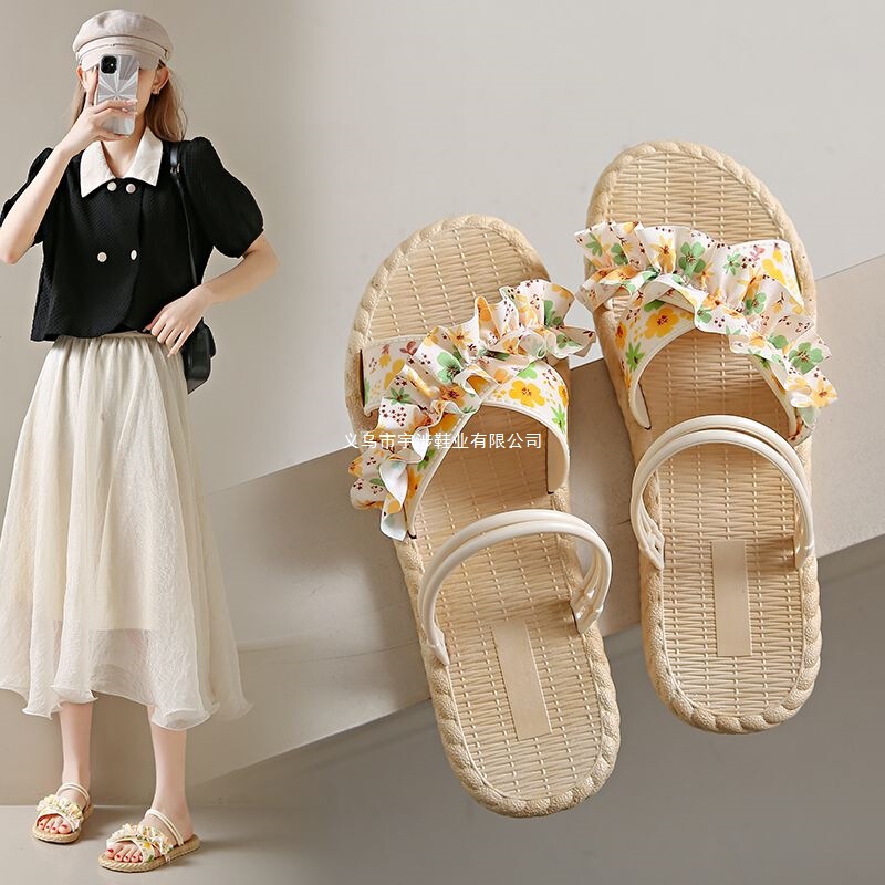 Slippers for Women, Fashionable Summer Outdoor Wear, 2026 New Style, Home Indoor Non-Slip Women's Two-Way Sandals, Flat-Soled Sandals Slippers for Women, Fashionable Summer Outdoor Wear, 2026 New Style, Home Indoor Non-Slip Women's Two-Way Sandals, Flat-Soled Sandals
