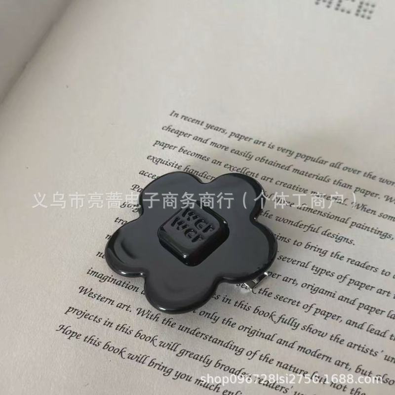 2025徐璐字母款醋酸蝴蝶结鸭嘴发夹刘海边夹可爱少女时髦碎发整理|undefined