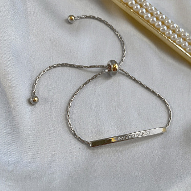 Ventas transfronterizas calientes nuevas pulseras de acero de titanio personalidad femenina de alto nivel diseño ligero de lujo moda temperamento versátil joyería de acero de titanio image 37
