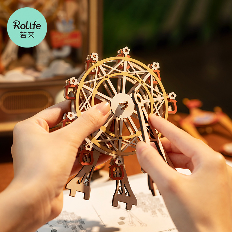 Ruozhilio puesta de sol parque de atracciones de madera montado caja de música rompecabezas tridimensional DIY caja de música de juguete hecho a mano