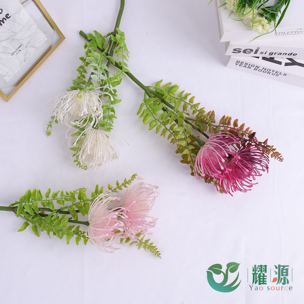 Simulación de plantas verdes flores falsas mano