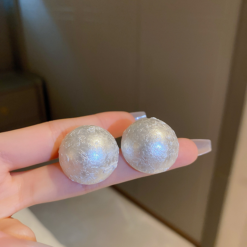 Aguja de plata pendientes de perlas de agua dulce verdadero oro galvanoplastia moda todo partido nicho de lujo de alta calidad pendientes de fábrica al por mayor