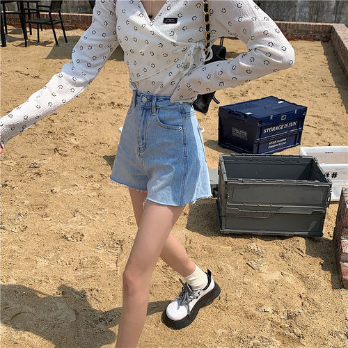 New style denim shorts, female summer students, Korean style, high-waist, net red, fringed, loose, wide legs, slimming, short hot pants, trendy