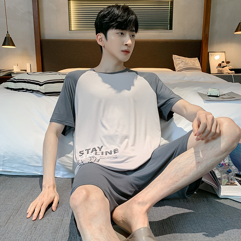 Verano de los nuevos hombres de manga corta modal pijamas casuales simples pantalones cortos a cuadros traje de ropa para el hogar en el extranjero al por mayor