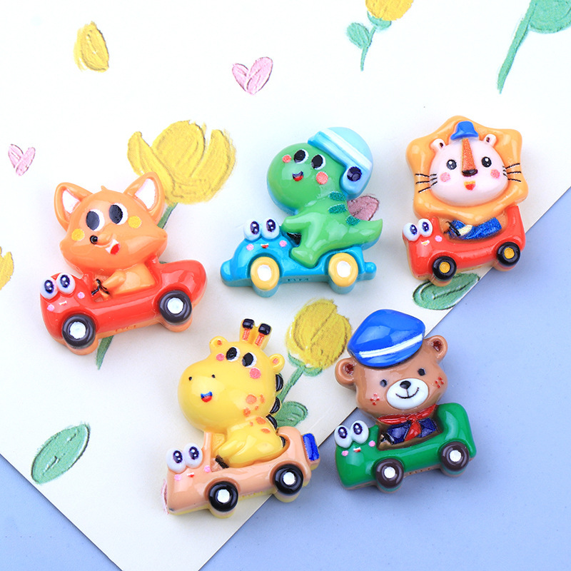 New cartoon car resin accessories diy cream glue mobile phone case hair rope pendant refrigerator stickers wholesale