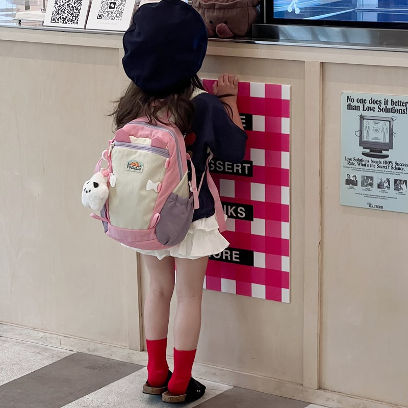 2026 nueva mochila infantil caricatura encantadora con colgantes mochila de niños y niñas de gran capacidad de la escuela primaria mochila de la marea