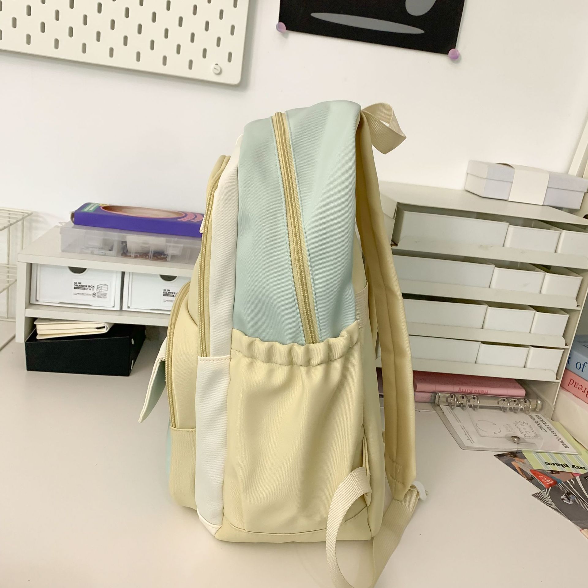 Mochila de gran capacidad 2024 nuevo estilo universitario estudiante universitario casual mochila escolar viajes de moda estudiante de secundaria al por mayor