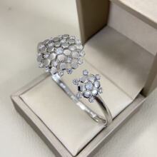 �߰汾�䳲�����_�����C��С���߼��НM���ǹ�����߅��ѩ������