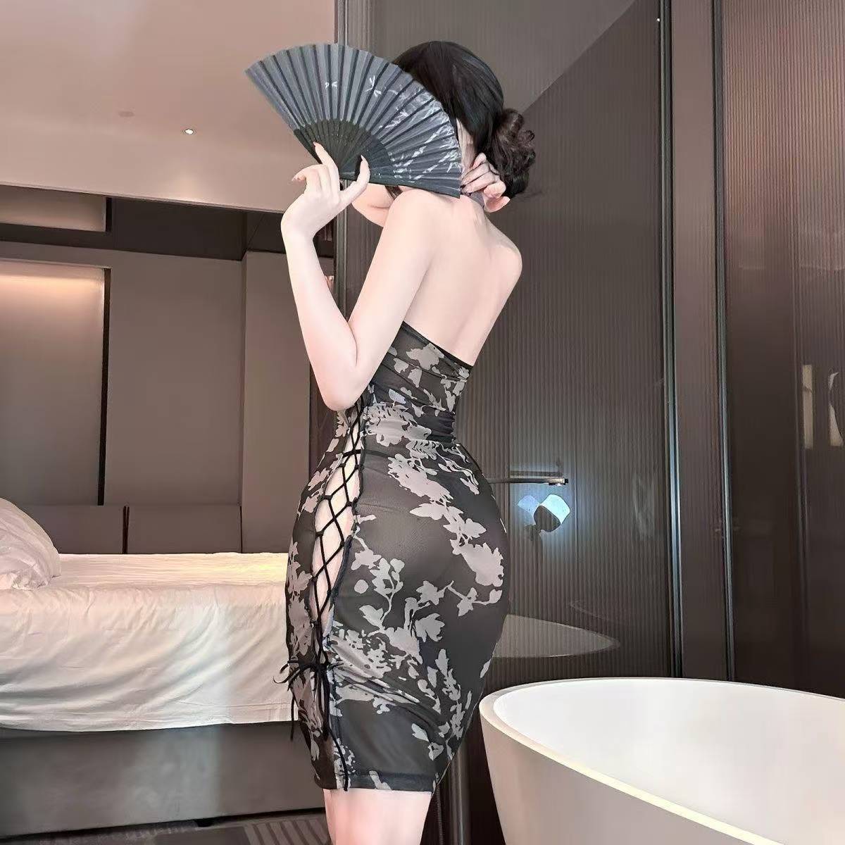 Plus Size Cheongsam Costume Set with Open Back and Crotchless Design, Polyester — detail image 4