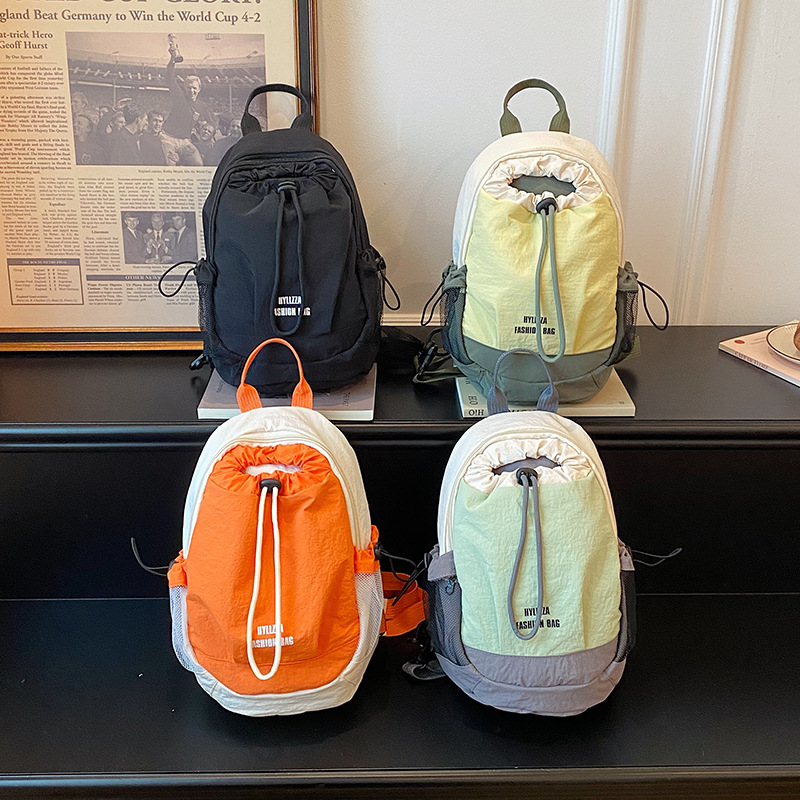Mochila pequeña al aire libre para mujeres ligera y de alto valor multifuncional, bolso de hombro de doble propósito, bolso de hervidor de agua de senderismo