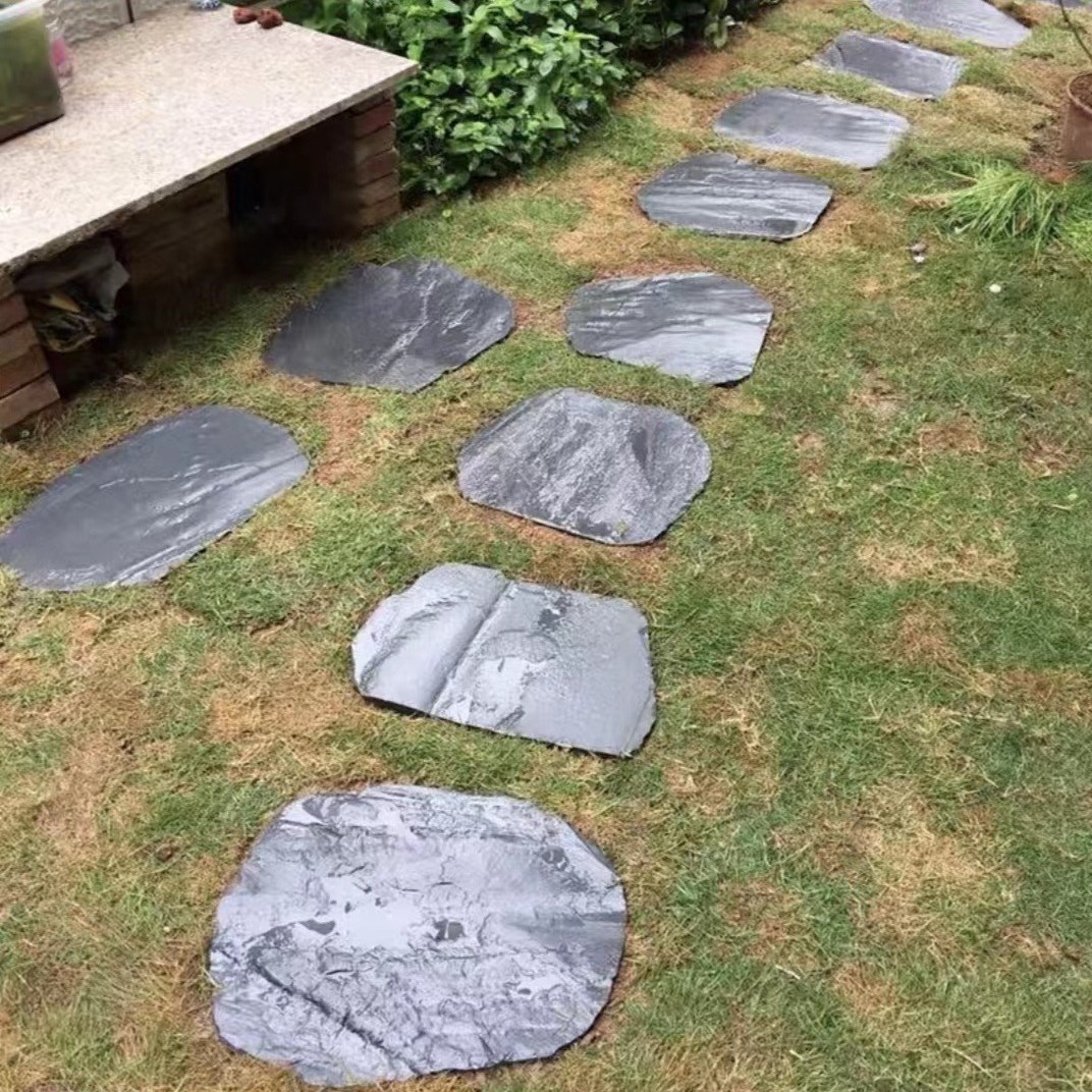 Нерегулярные 20*30 см толщиной 3-4 см