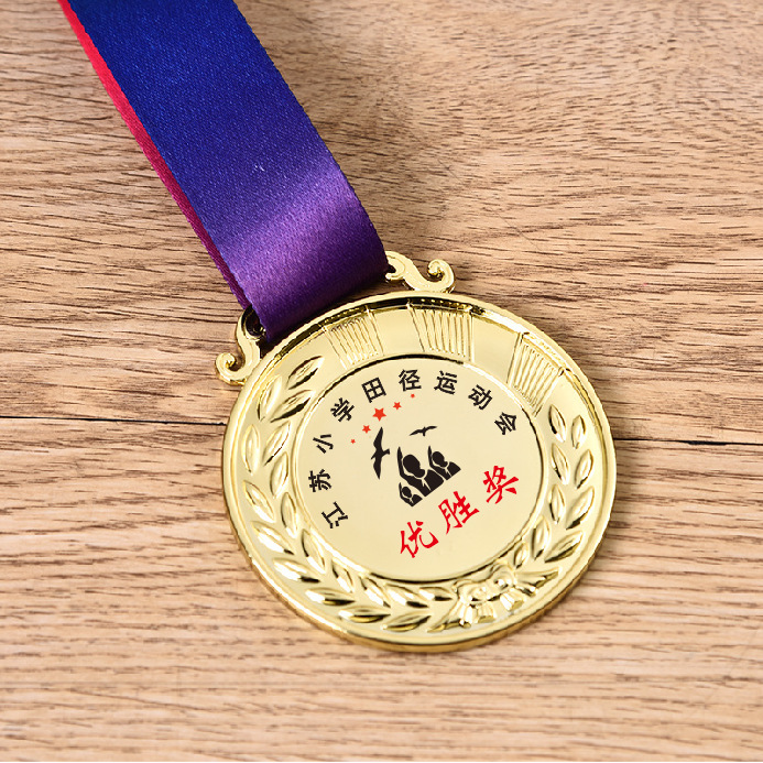 Medalla de metal Maratón Juegos Medalla de oro Jardín de infantes Medalla de oro, plata y bronce Honor Listado Producción