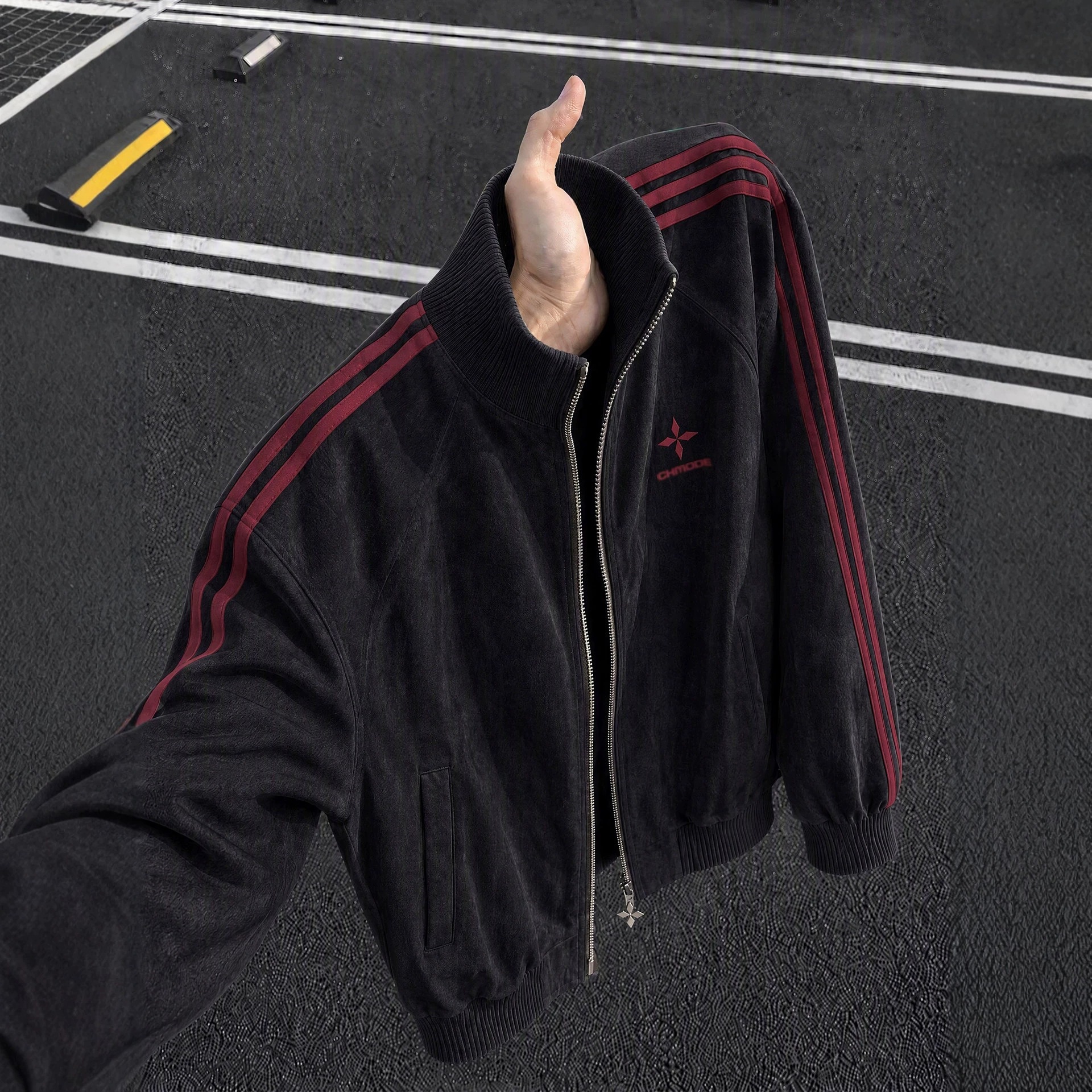American-style three-stripe pebbled leather jacket for men, autumn color-blocked striped sports top, short stand-up collar jacket