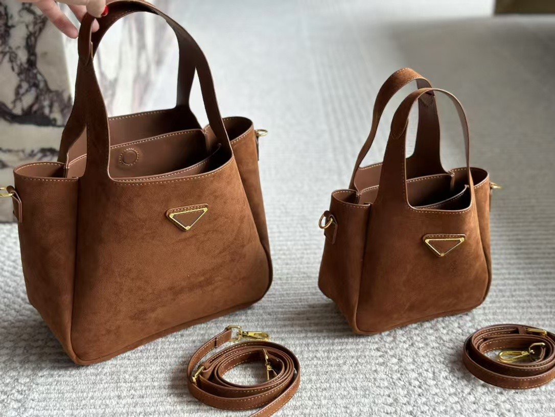 Commuter Suede Vintage Market Bag Frosted Leather Bucket Bag Handheld Tote High-End Niche Crossbody Bag For Women - Thumbnail 6