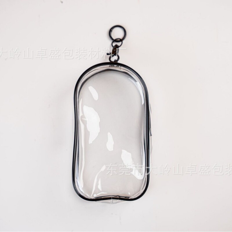 布18cmのゴム人形が防塵しています。|undefined