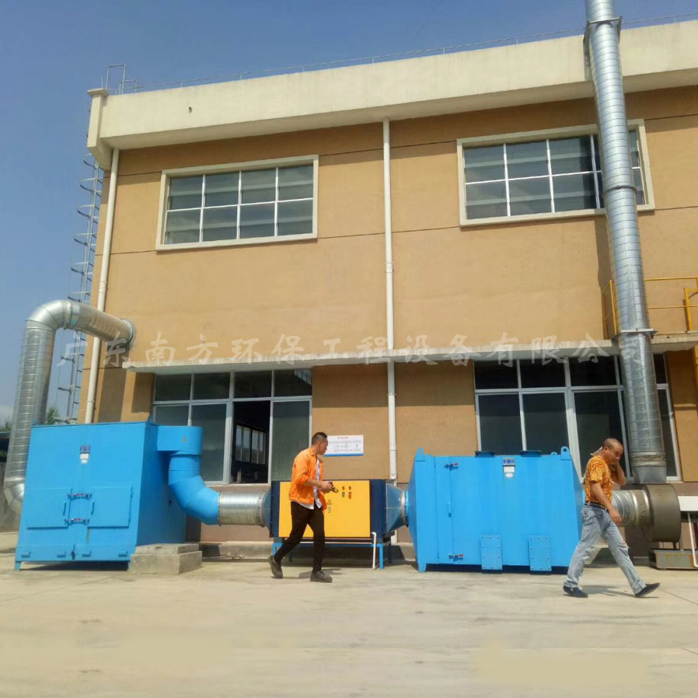 ���ѻ���̿������ ��ī���῾��VOC���������� ����̿����װ��