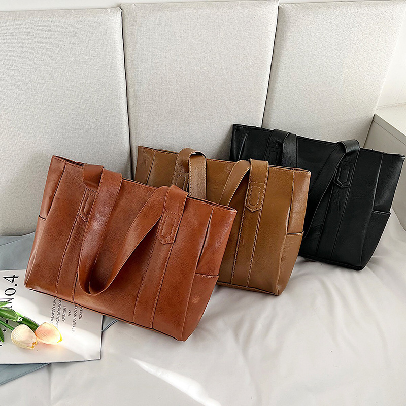 Trend capacious retro shoulder bag