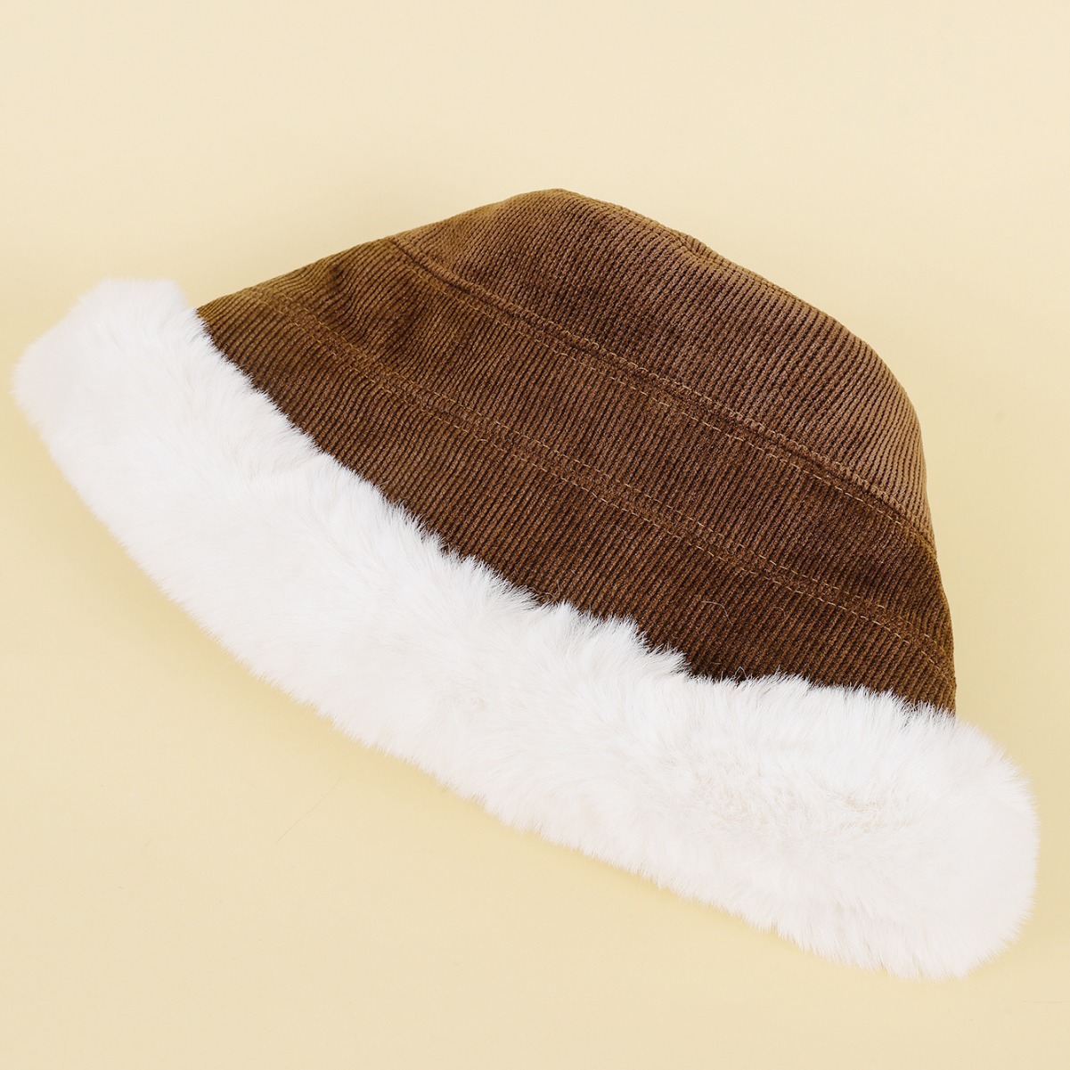 Nuevo Otoño e Invierno sombrero de moda todo partido lavabo sombrero de lana-forrado grueso felpa pescador sombrero cálido oído protección sombrero cubo sombrero
