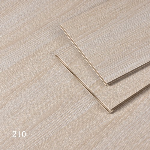 原木色8mm强化复合地板防潮锁扣家用出租房工装商用耐磨环保E1